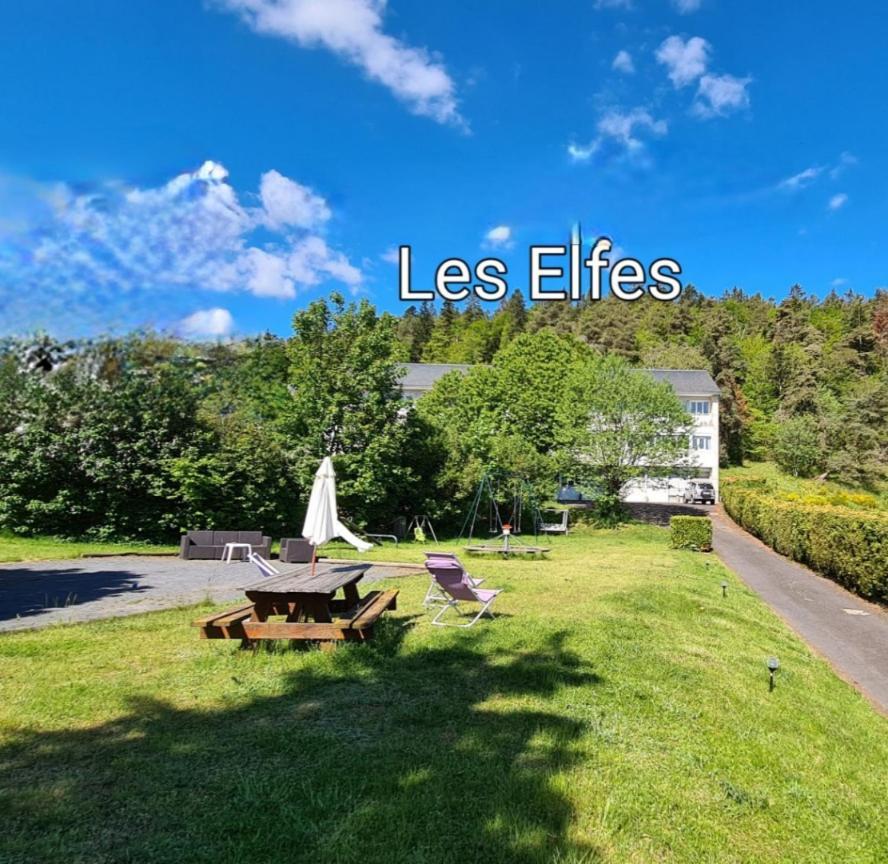 Ferienwohnung Les Pieds Dans L'Eau Murol Exterior foto